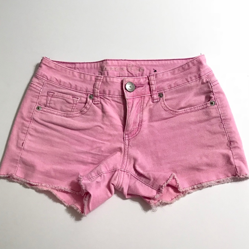 Corduroy pink shorts